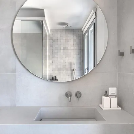 Urania Luxury Rhea *