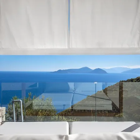 Urania Luxury Rhea Villa Pondi