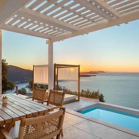 Urania Luxury Rhea Вилла *