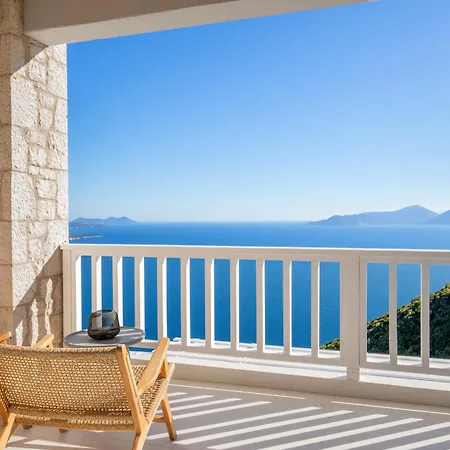 Urania Luxury Rhea *