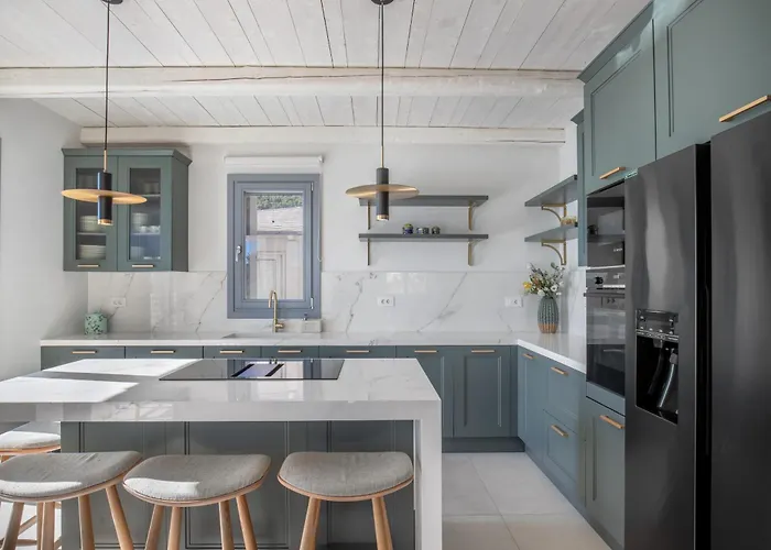 Urania Luxury Rhea Vilă