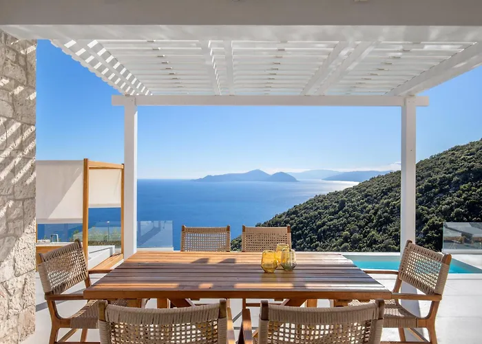 Urania Luxury Rhea *