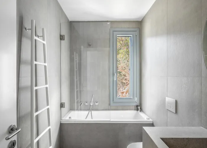 Villa Urania Luxury Rhea Póndi