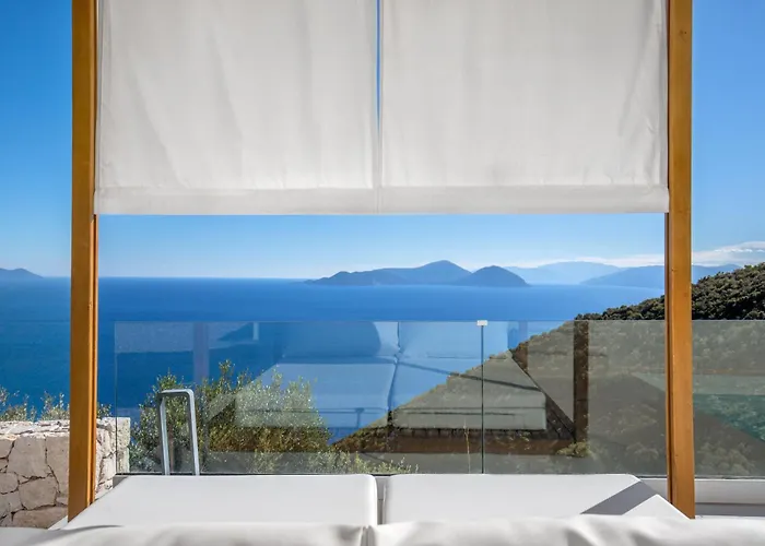 Urania Luxury Rhea Villa Póndi