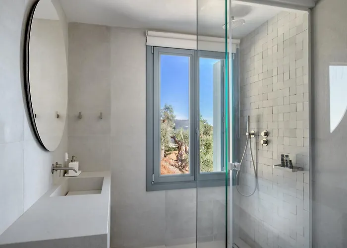 Villa Urania Luxury Rhea Póndi